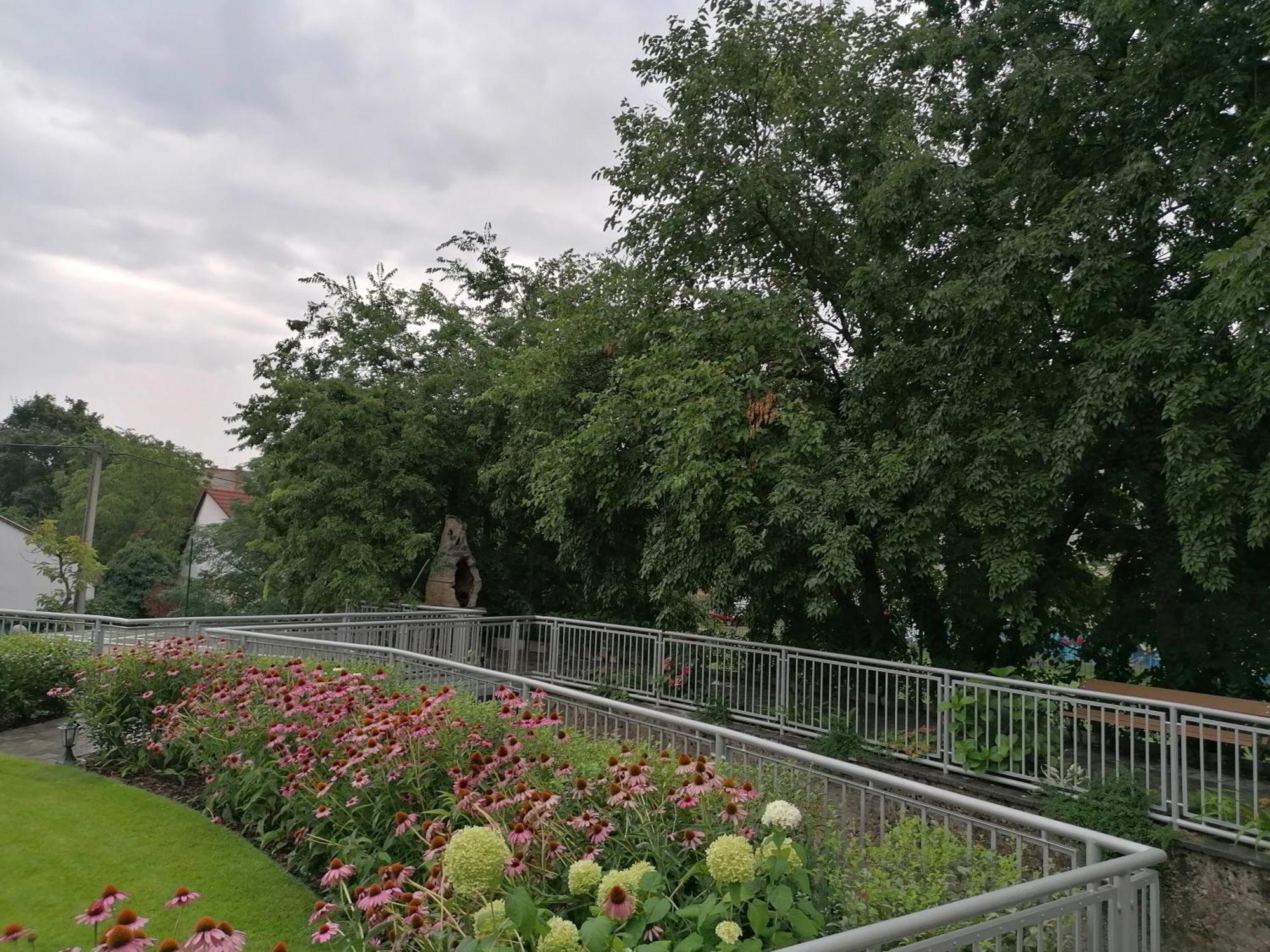 Toni Villa Budapest Exterior foto
